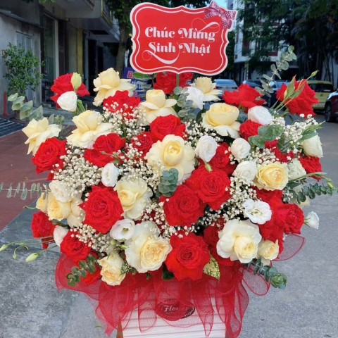 Mẫu hoa giỏ 04